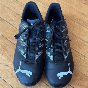 Puma women’s cleats size 8
